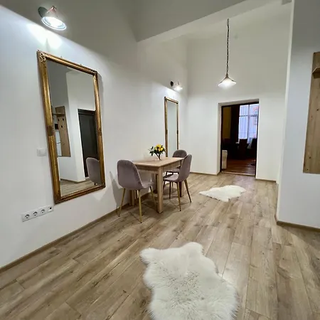 Apartament Ivory *